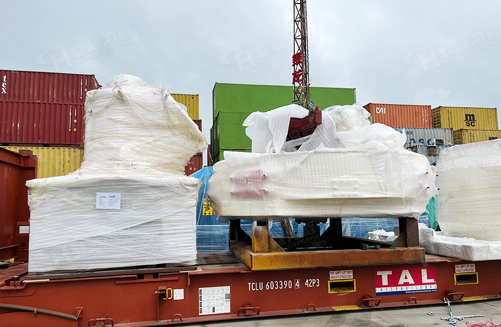 【發(fā)貨】海內(nèi)外訂單火爆，大批鴻程設(shè)備奔赴全球！