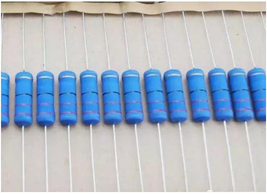 氧化膜電阻與碳膜電阻