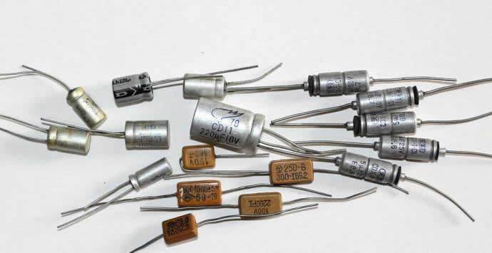 電容器的作用 電容器的作用