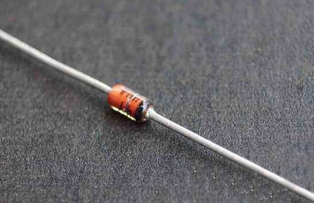 開關(guān)二極管的工作原理