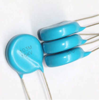 瓷片電容及電解電容 瓷片電容及電解電容