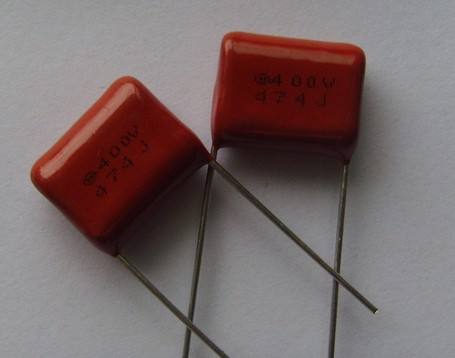 瓷片電容及電解電容的區(qū)別