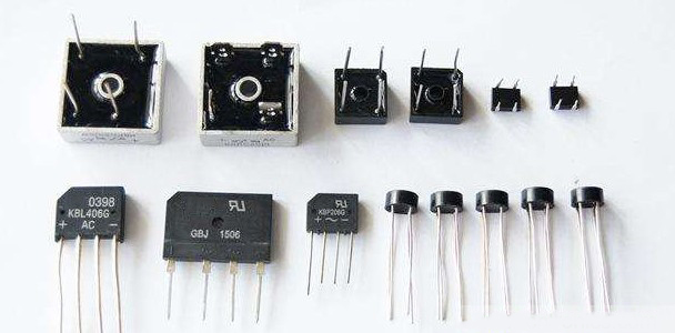 開關(guān)二極管,整流二極管兩者與穩(wěn)壓二極管的對比 - 壹芯微